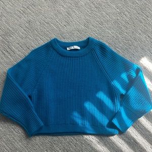 Blue zara sweater size small